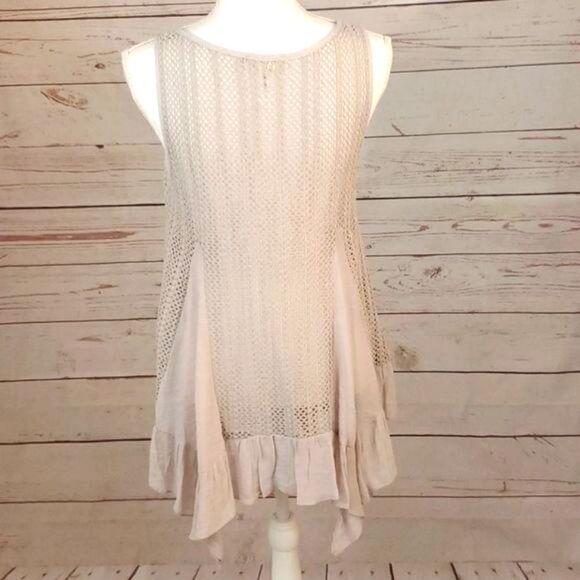 Entro, Open Knit Ruffle Hem Tank, Small - Picture 6 of 7